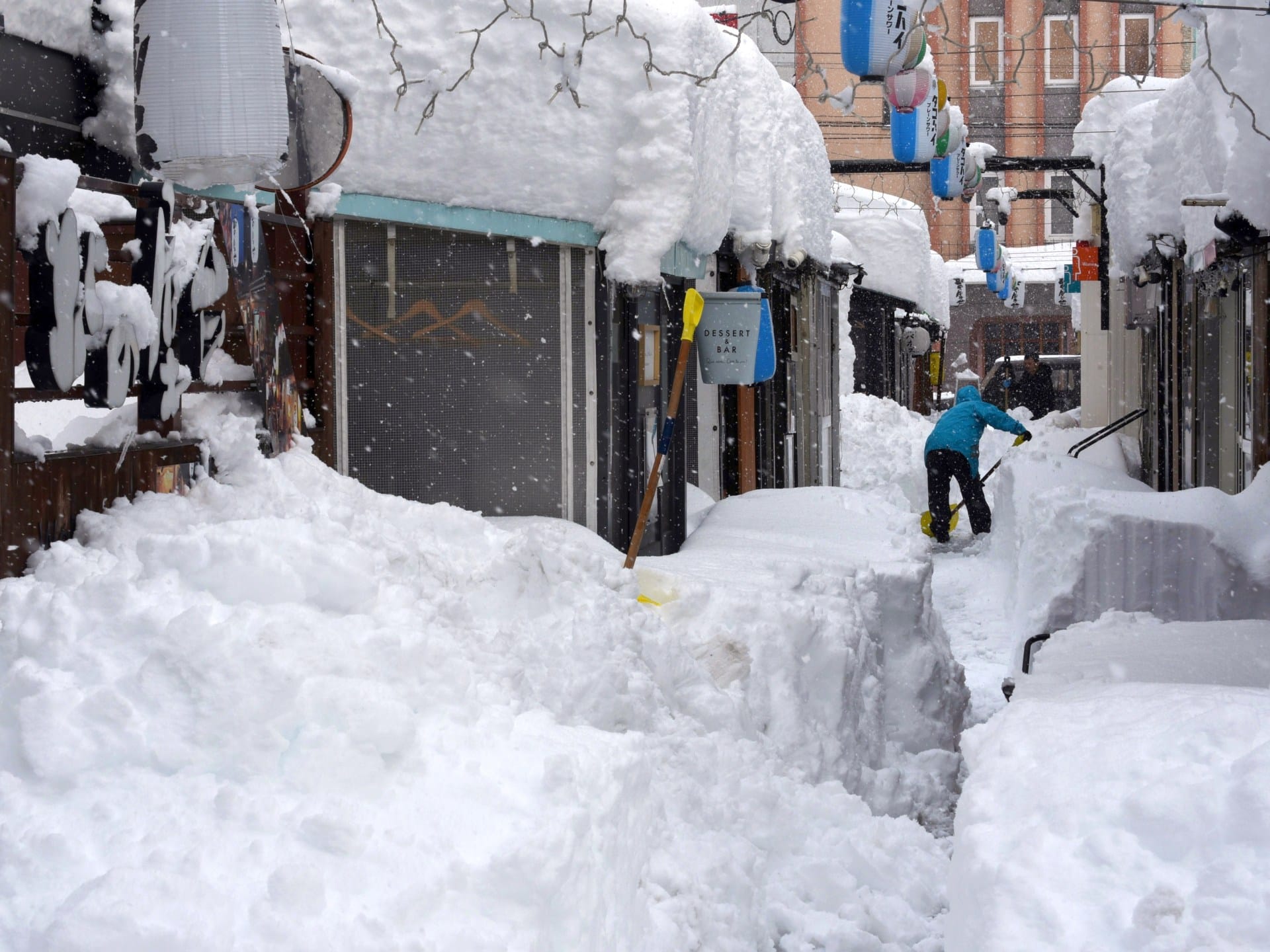 Record-breaking snowfall disrupts daily life in northern Japan’s Hokkaido | Weather News