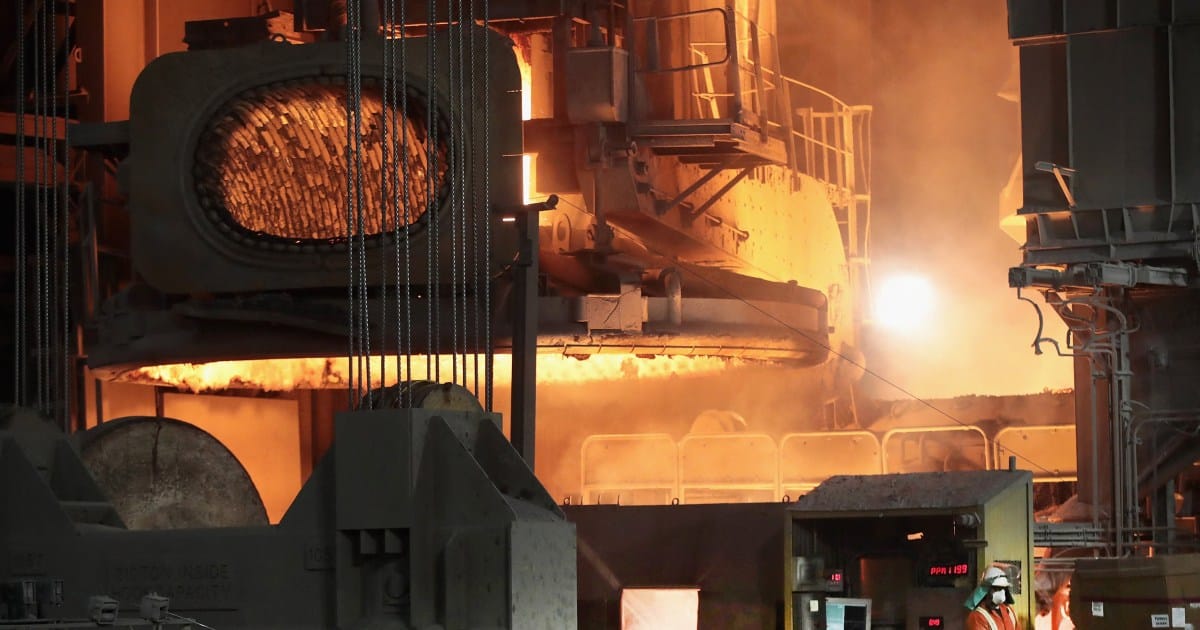 Trump slaps 25% tariffs on steel, aluminum, raising new trade war fears | International Trade News