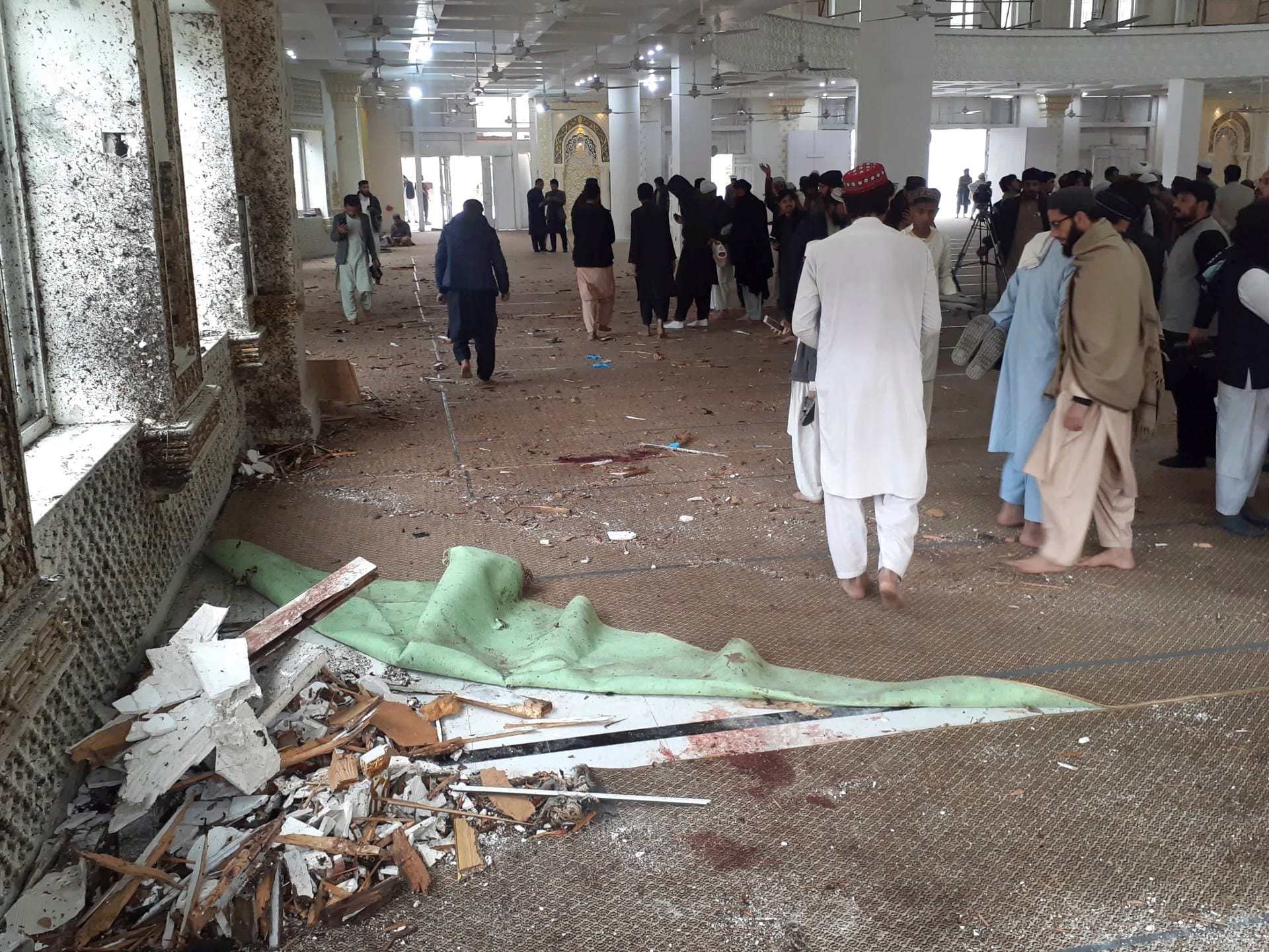 Blast at Taliban-linked Pakistani seminary kills six people, injures 20 | Conflict News