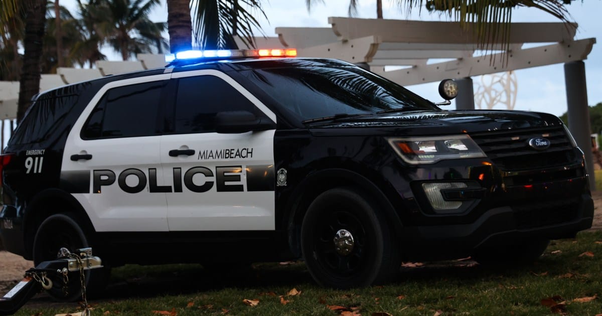 US man who shot Israeli visitors thought they were Palestinians, police say | Crime News