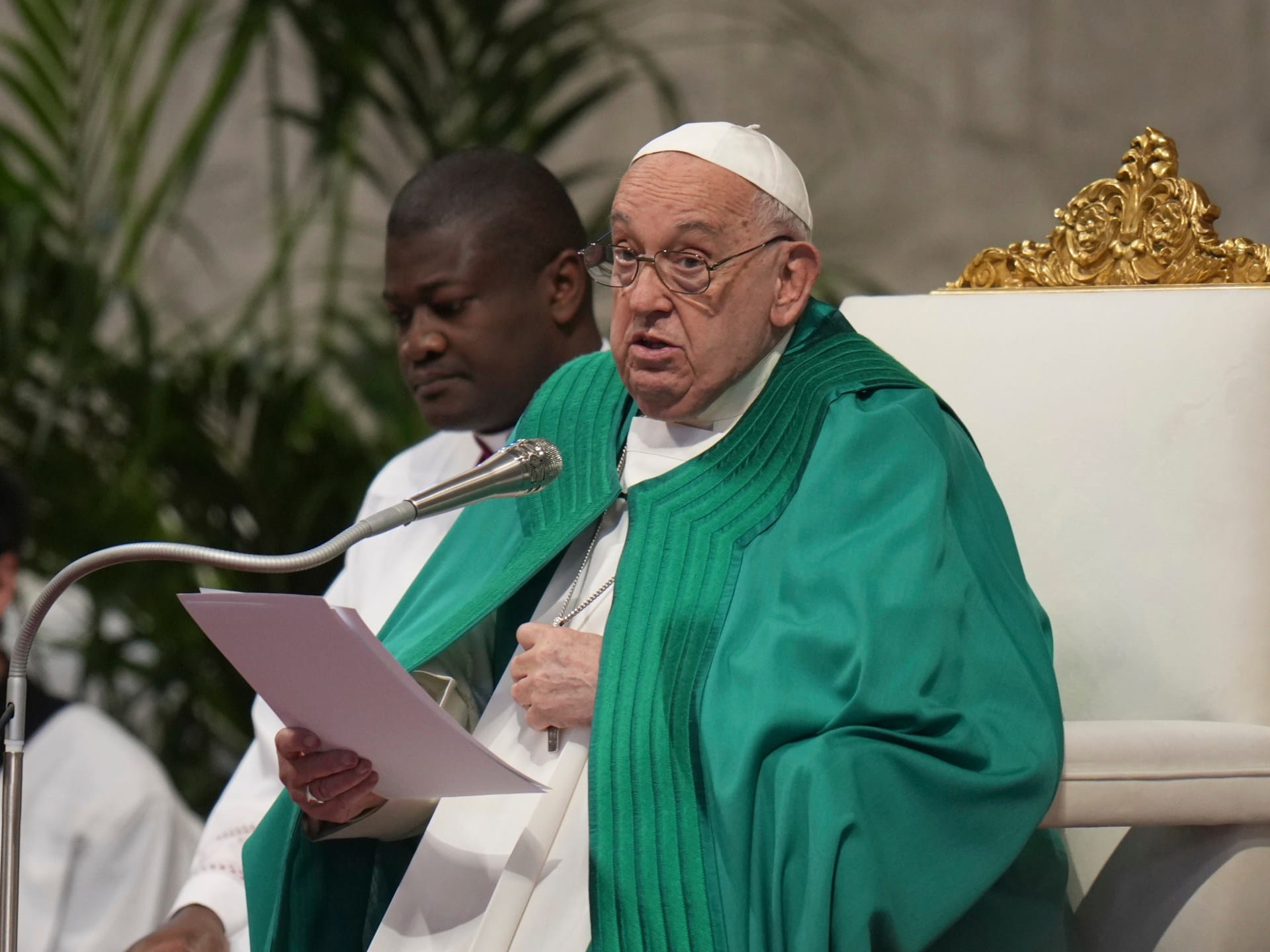 Pope Francis’s condition not life threatening, medical team says | Religion News