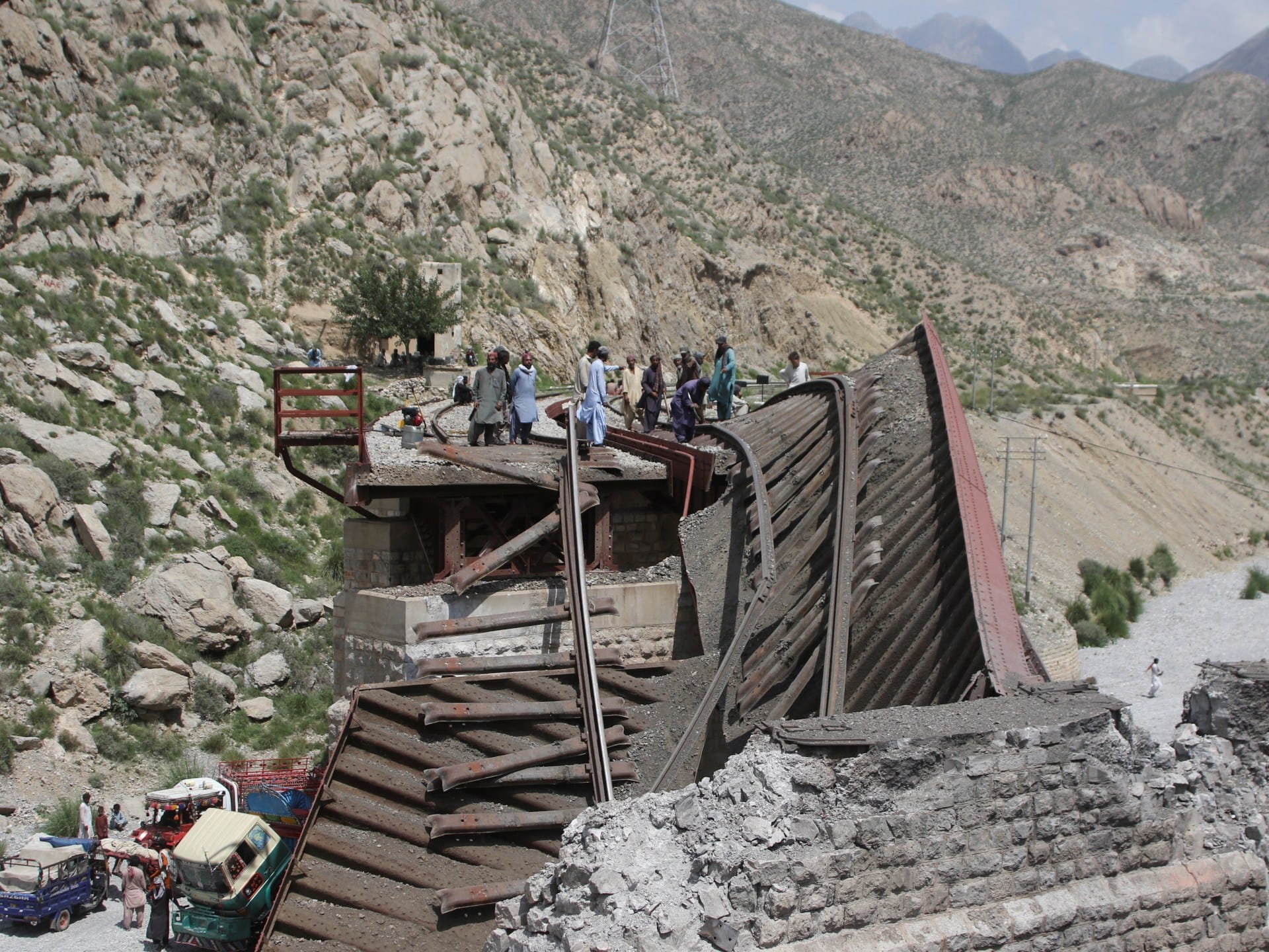 Deadly Pakistan train hijack: What happened, and what’s next? | Conflict News