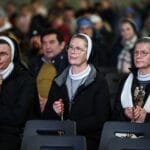Pope Francis stops using oxygen mask as condition improves, Vatican says | Religion News Pope Francis stops using oxygen mask as condition improves, Vatican says | Religion News