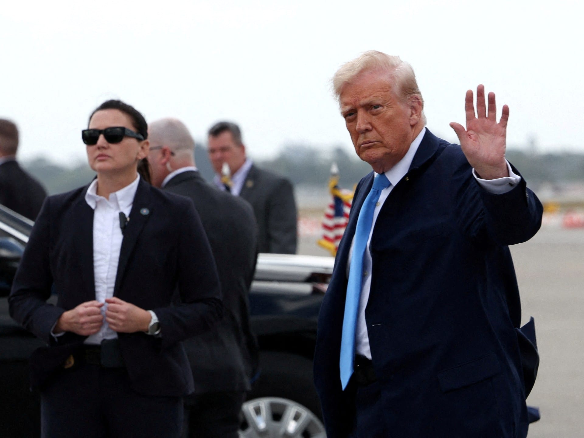 Trump ‘angry’ with Putin and threatens tariffs on Russian oil over Ukraine | Russia-Ukraine war News Trump ‘angry’ with Putin and threatens tariffs on Russian oil over Ukraine | Russia-Ukraine war News