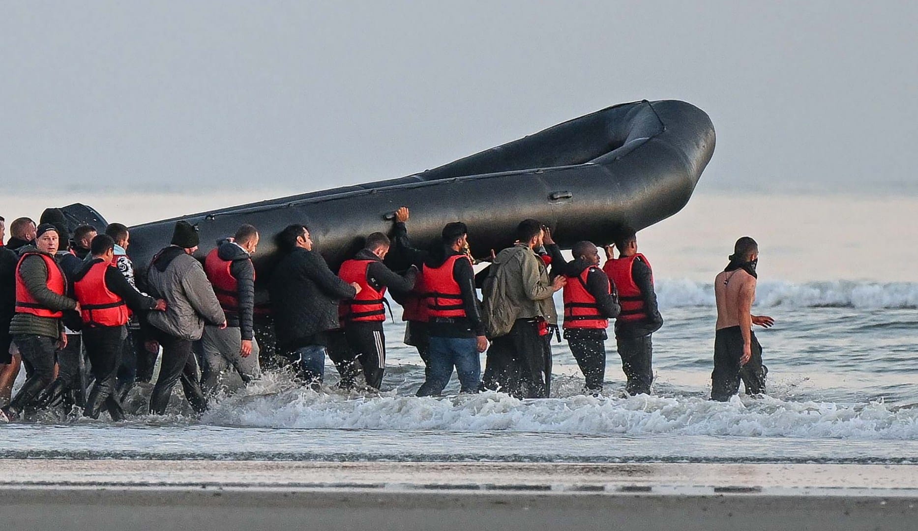 Migrant deaths hit record number in 2024, UN agency says | Migration News Migrant deaths hit record number in 2024, UN agency says | Migration News