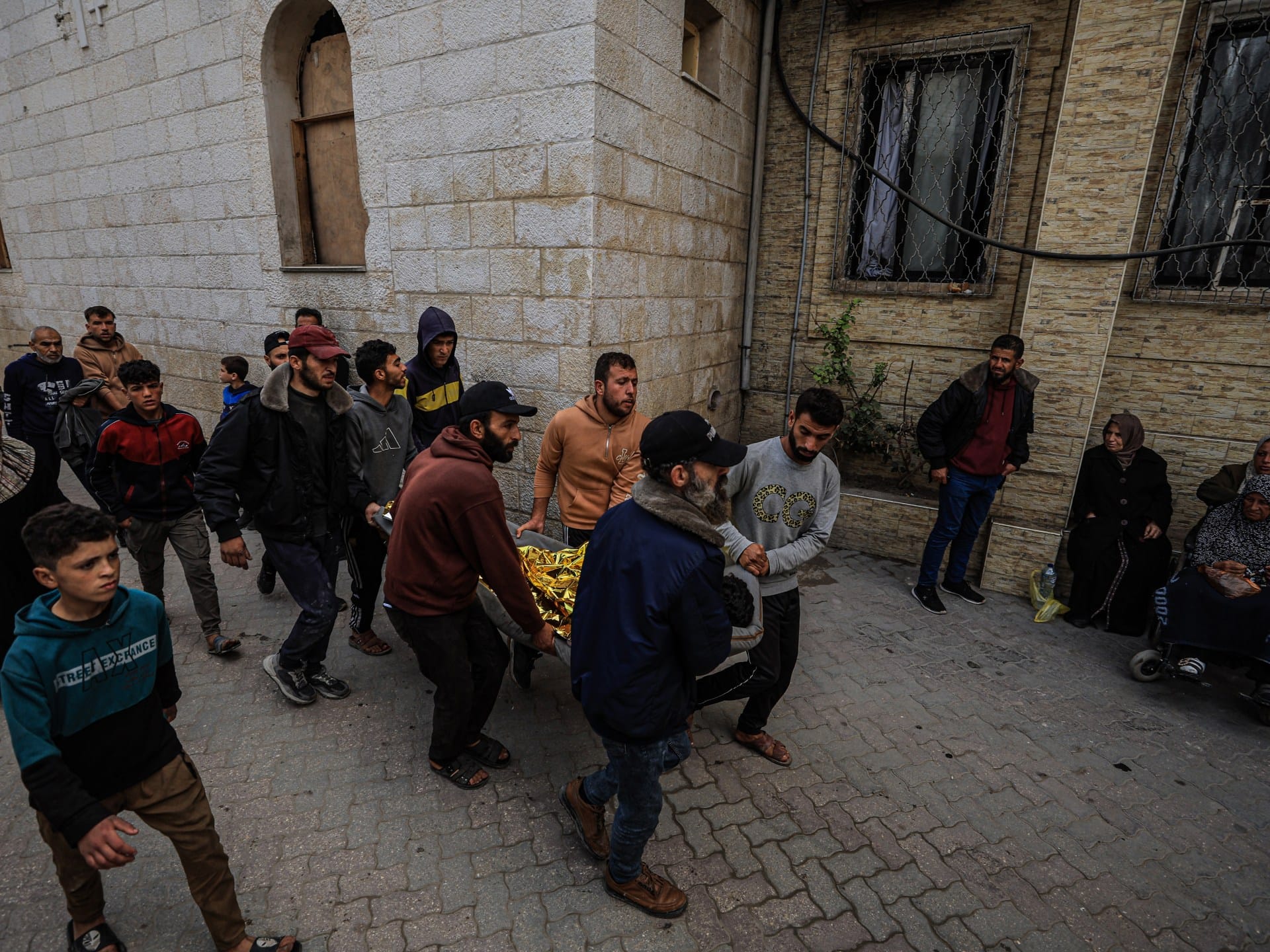 Israel cuts off electricity supply to Gaza as new truce talks set to resume | Israel-Palestine conflict News Israel cuts off electricity supply to Gaza as new truce talks set to resume | Israel-Palestine conflict News