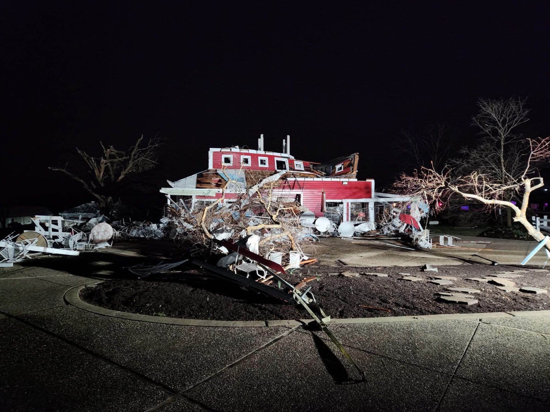 Deadly storms kill at least 17 across three US states | Weather News Deadly storms kill at least 17 across three US states | Weather News