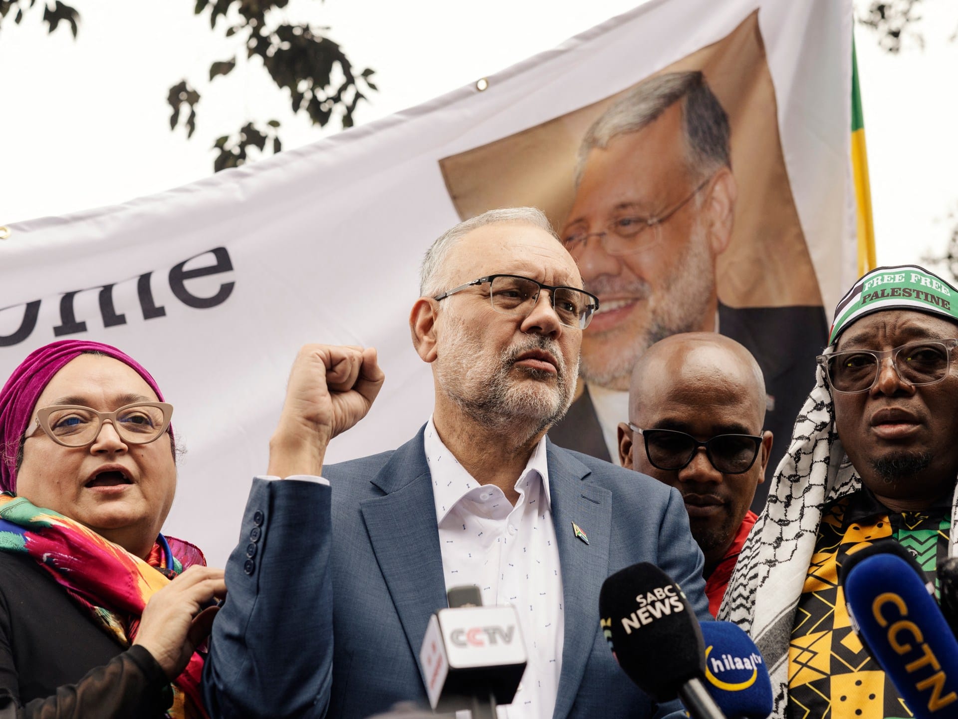 South African ambassador expelled by Trump receives hero’s welcome at home | Politics News South African ambassador expelled by Trump receives hero’s welcome at home | Politics News