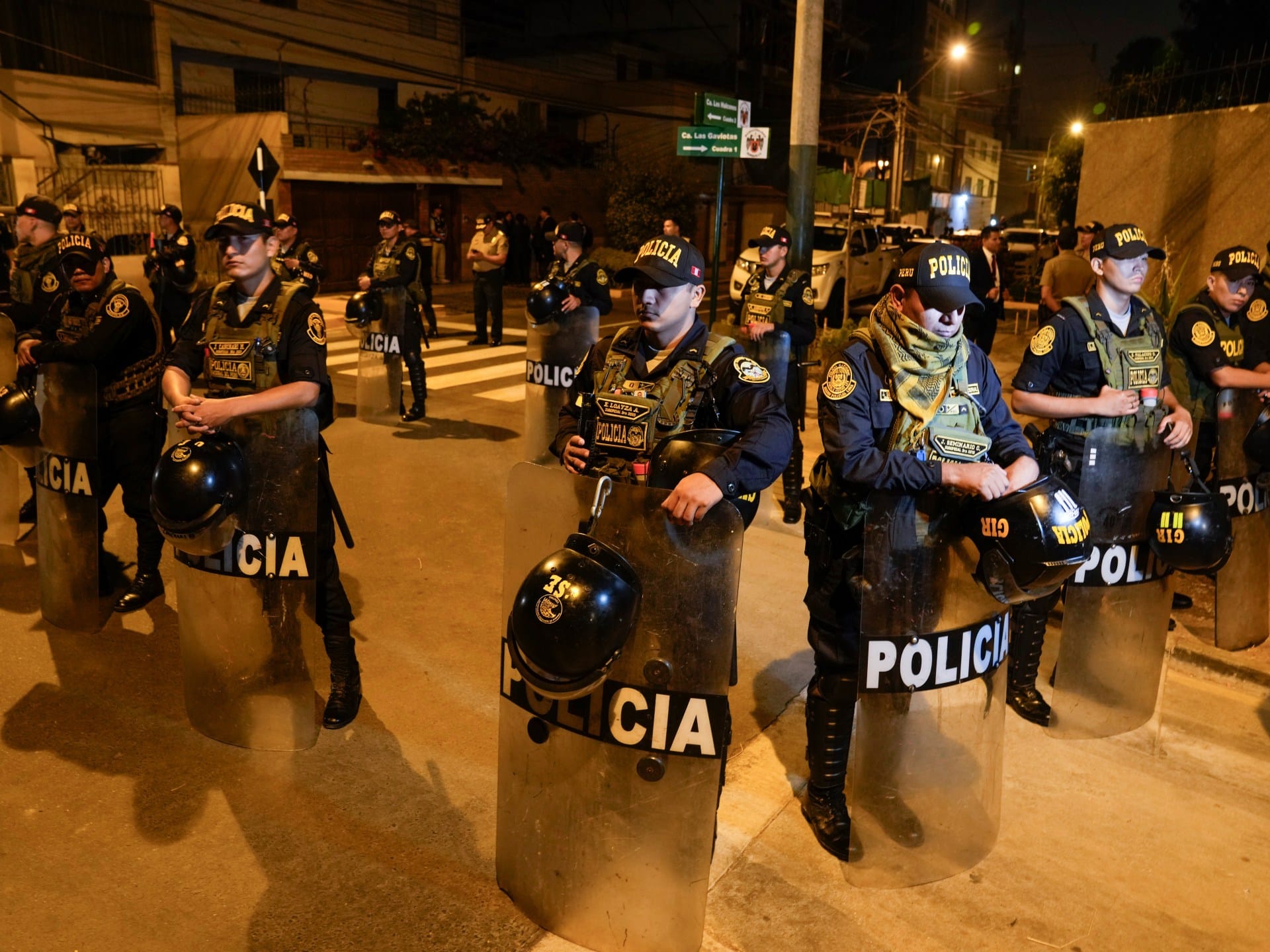 Peru declares state of emergency as violent crimewave engulfs Lima | News