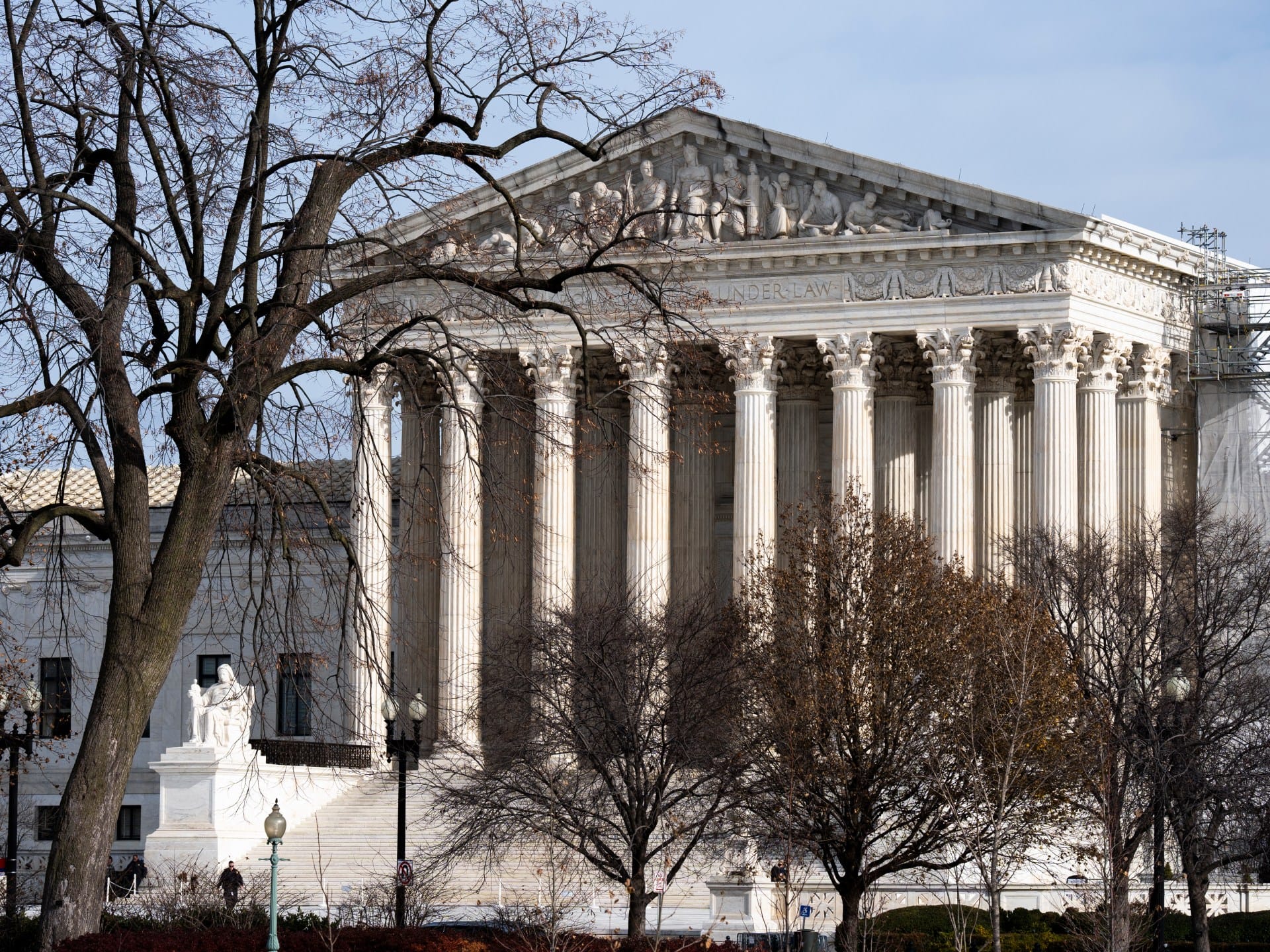Trump asks US Supreme Court to lift ban on deportations under wartime law | Donald Trump News