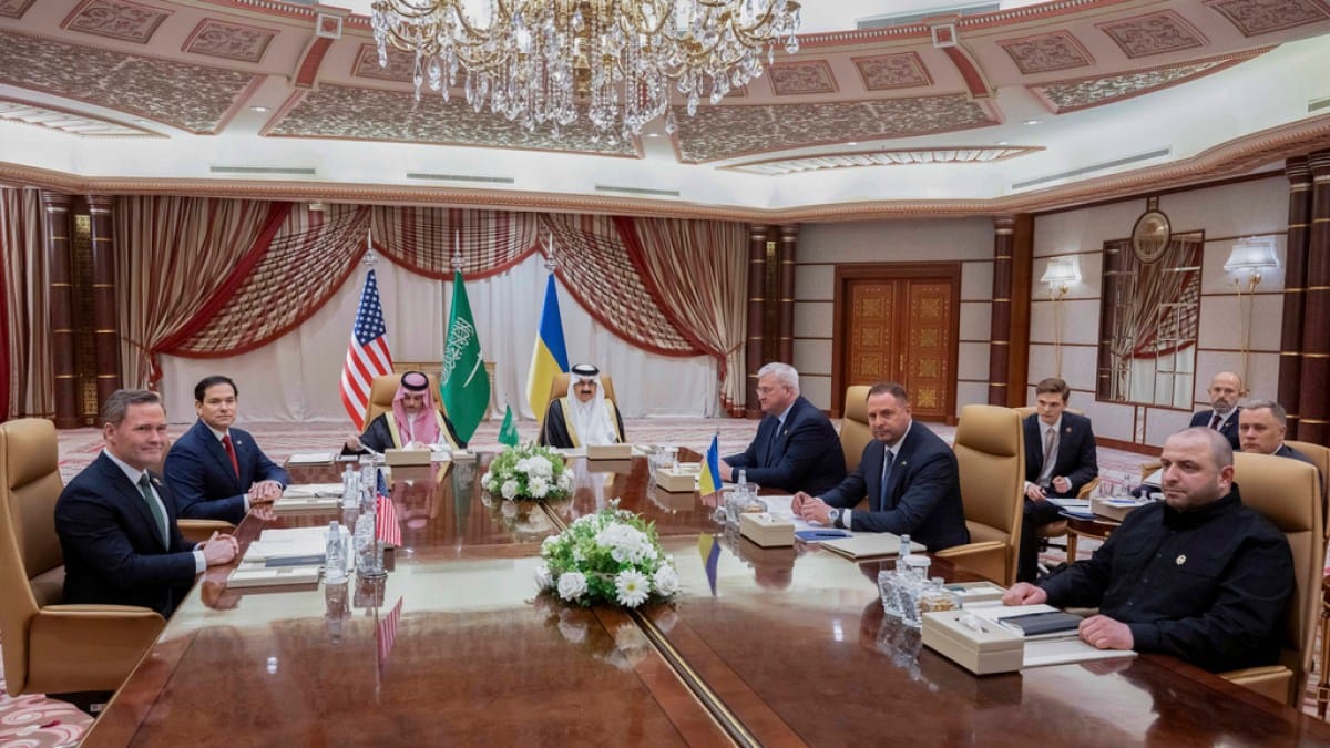 Ukraine ready to accept 30-day US-brokered ceasefire plan | Russia-Ukraine war News
