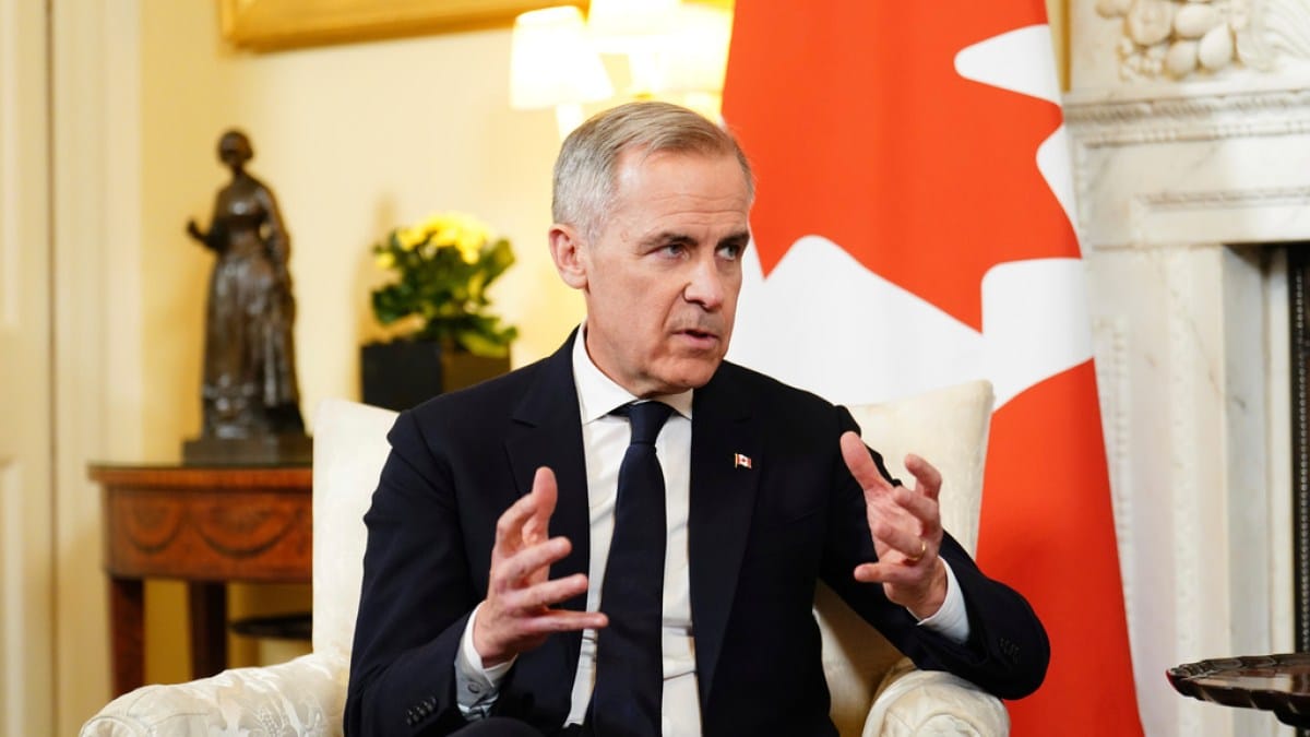 Donald Trump speaks with Canada’s Mark Carney amid trade tensions | Donald Trump News
