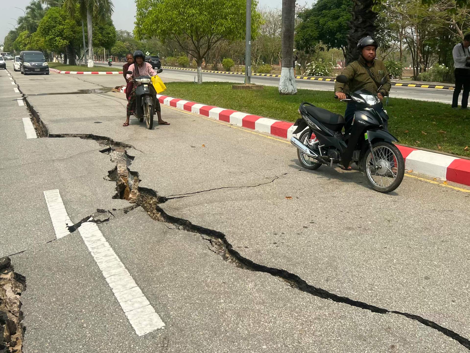 Two powerful earthquakes hit Myanmar, trap dozens under rubble in Thailand | News