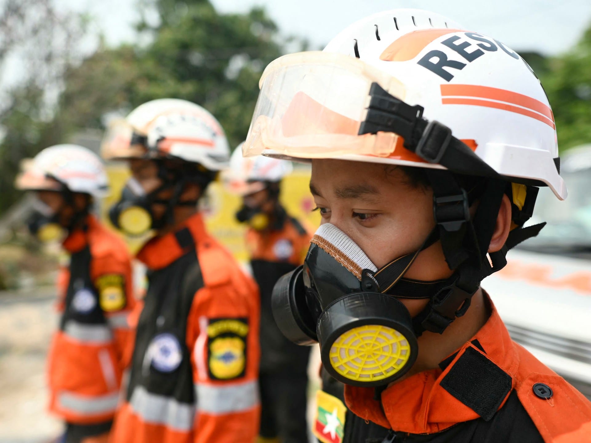 Myanmar holds minute of silence as death toll from earthquake tops 2,700 | Earthquakes News