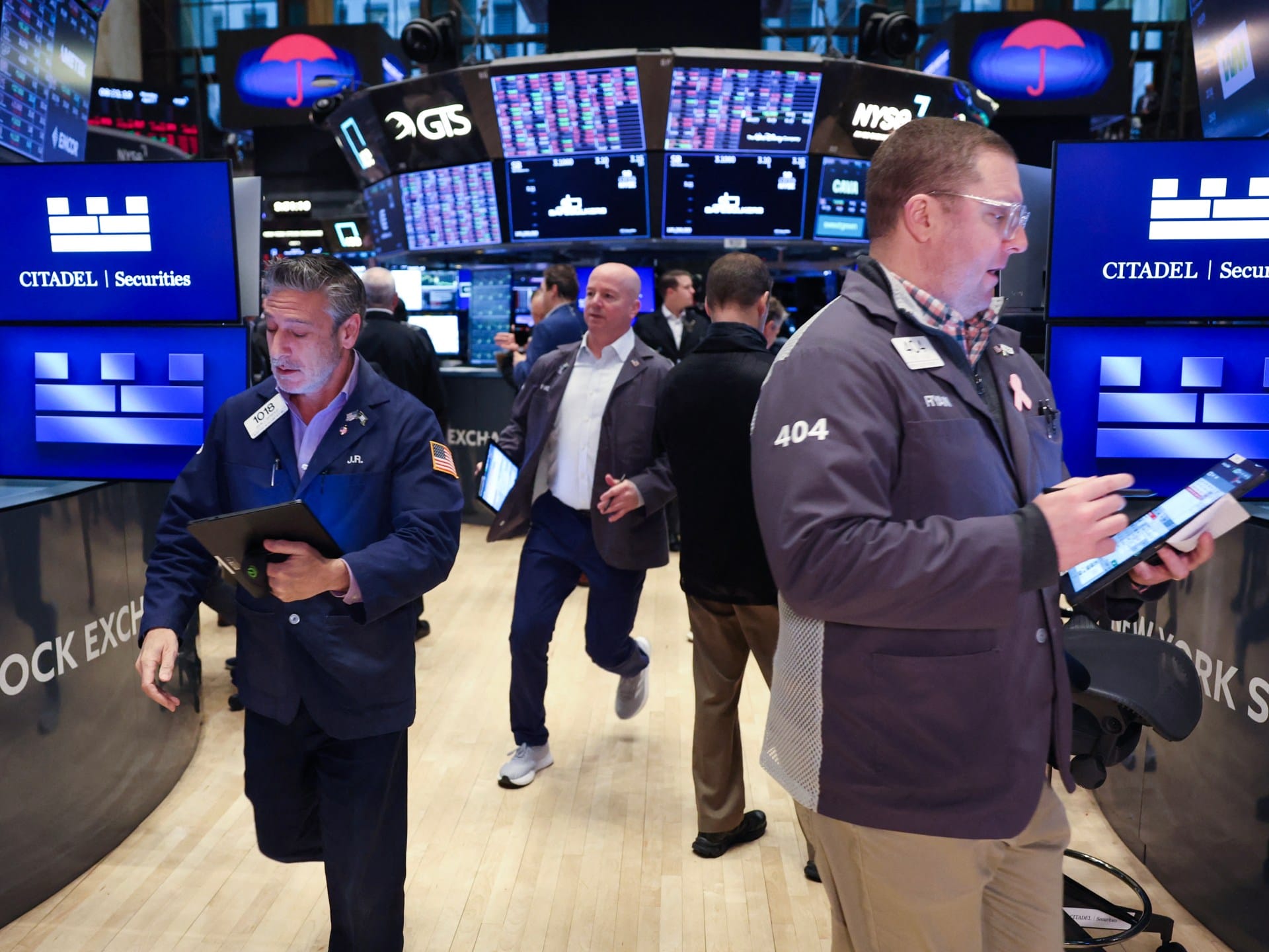 US stocks down as trade war with China deepens | Donald Trump News