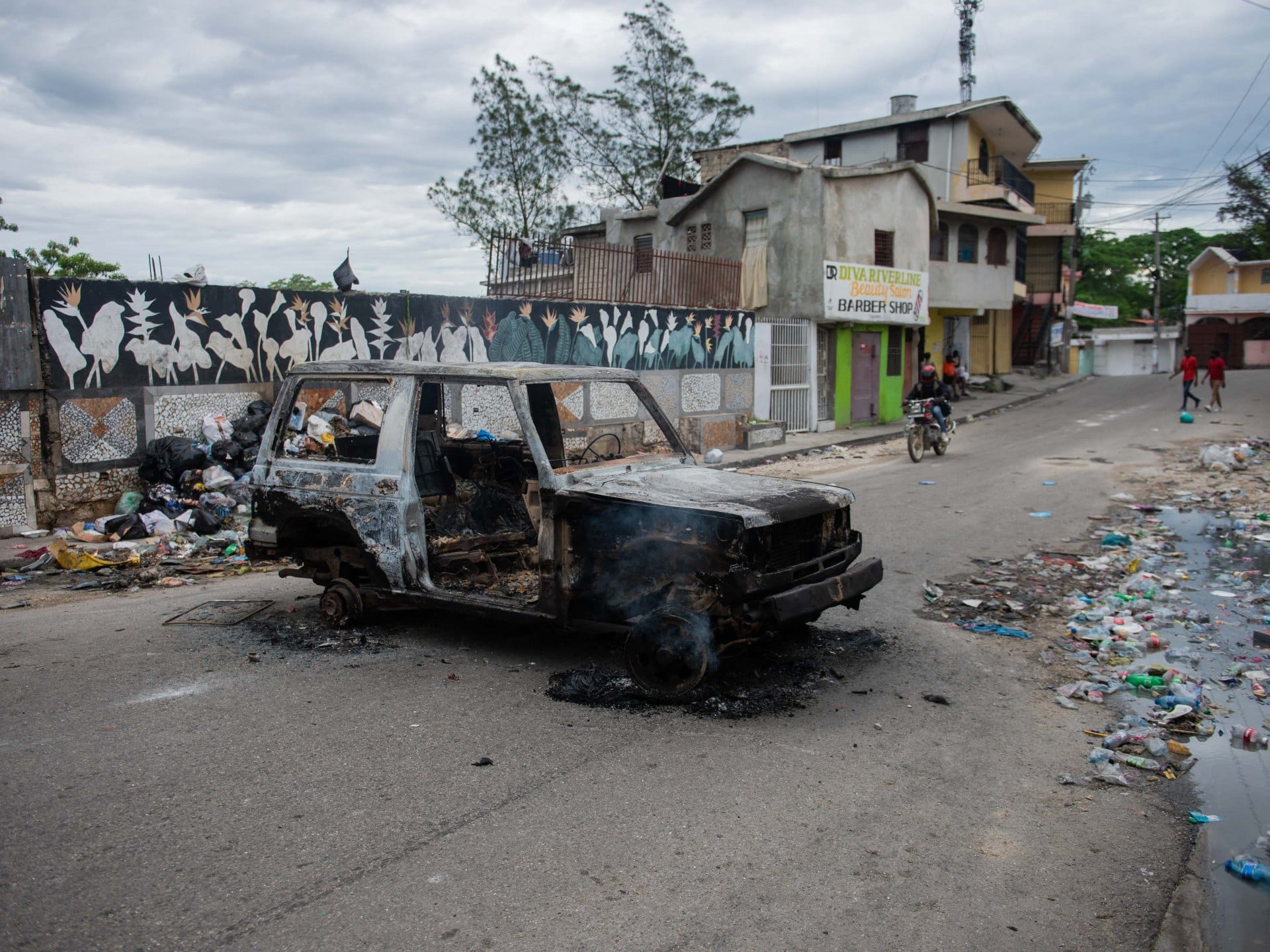 Haiti is nearing ‘point of no return’ as gang violence surges: UN official | Armed Groups News Haiti is nearing ‘point of no return’ as gang violence surges: UN official | Armed Groups News
