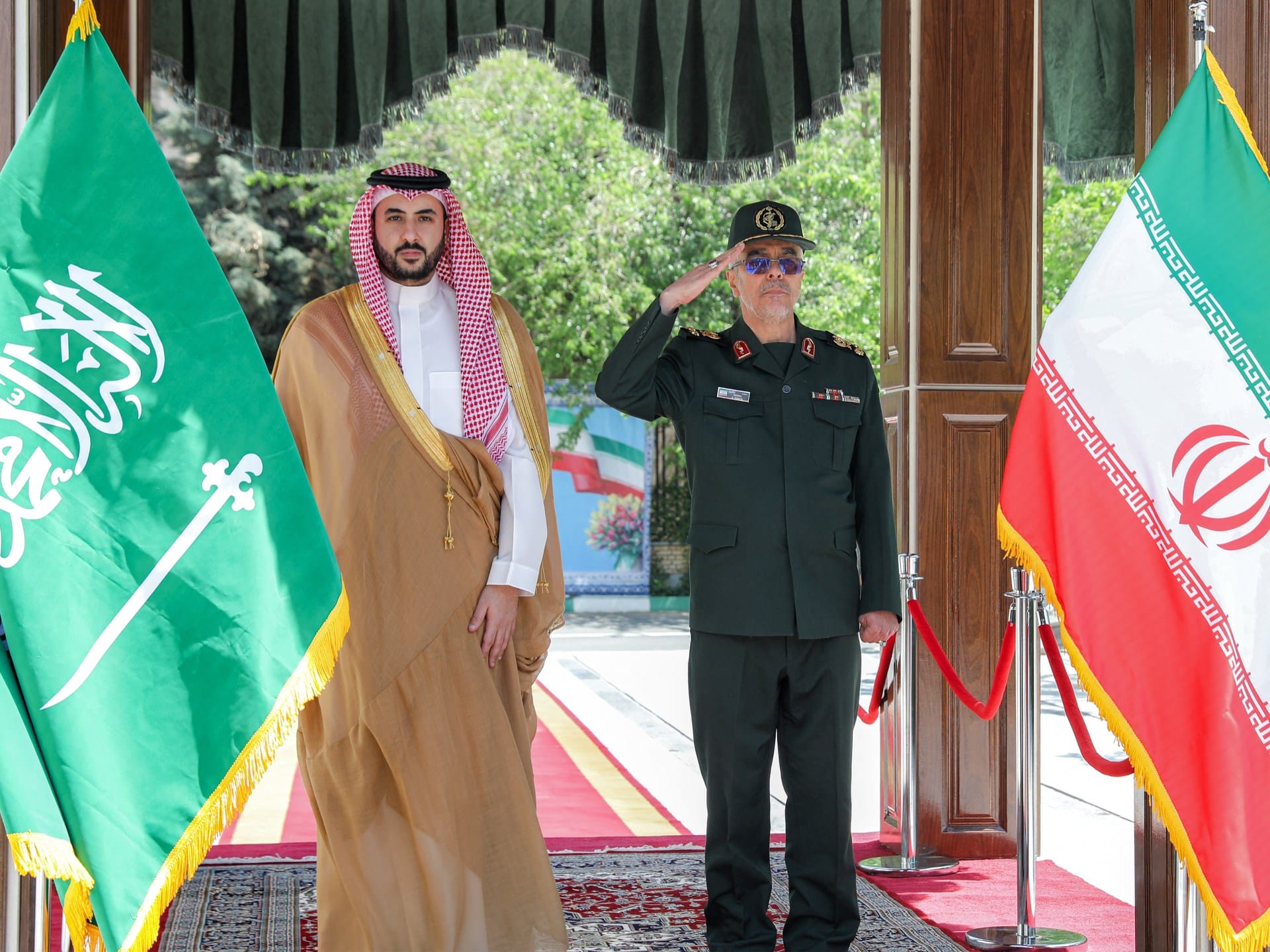Saudi defence minister visits Tehran before Iran-US talks | United Nations News Saudi defence minister visits Tehran before Iran-US talks | United Nations News