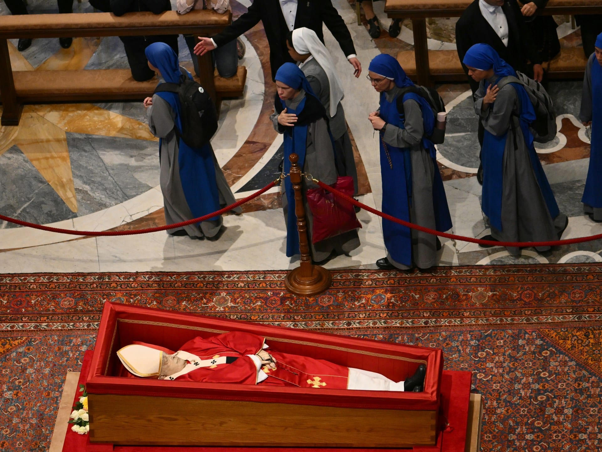 Thousands more queue to see Pope Francis on second day of lying in state | Religion News Thousands more queue to see Pope Francis on second day of lying in state | Religion News