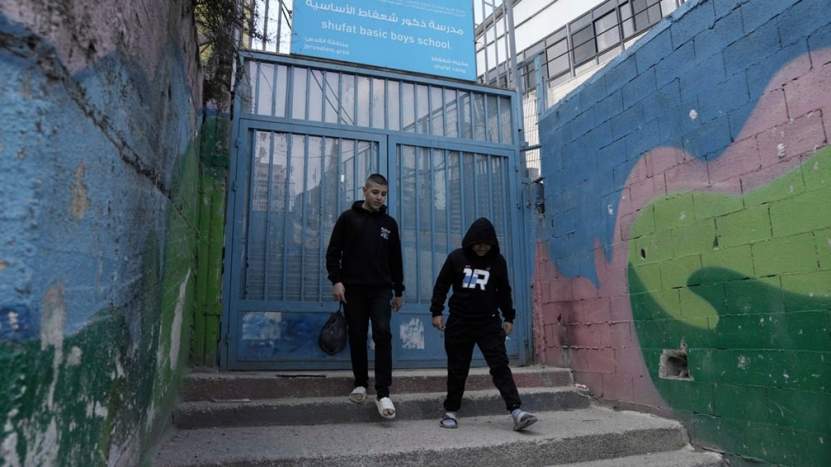 Israel shuts down UNRWA-affiliated schools in occupied East Jerusalem | Israel-Palestine conflict News Israel shuts down UNRWA-affiliated schools in occupied East Jerusalem | Israel-Palestine conflict News