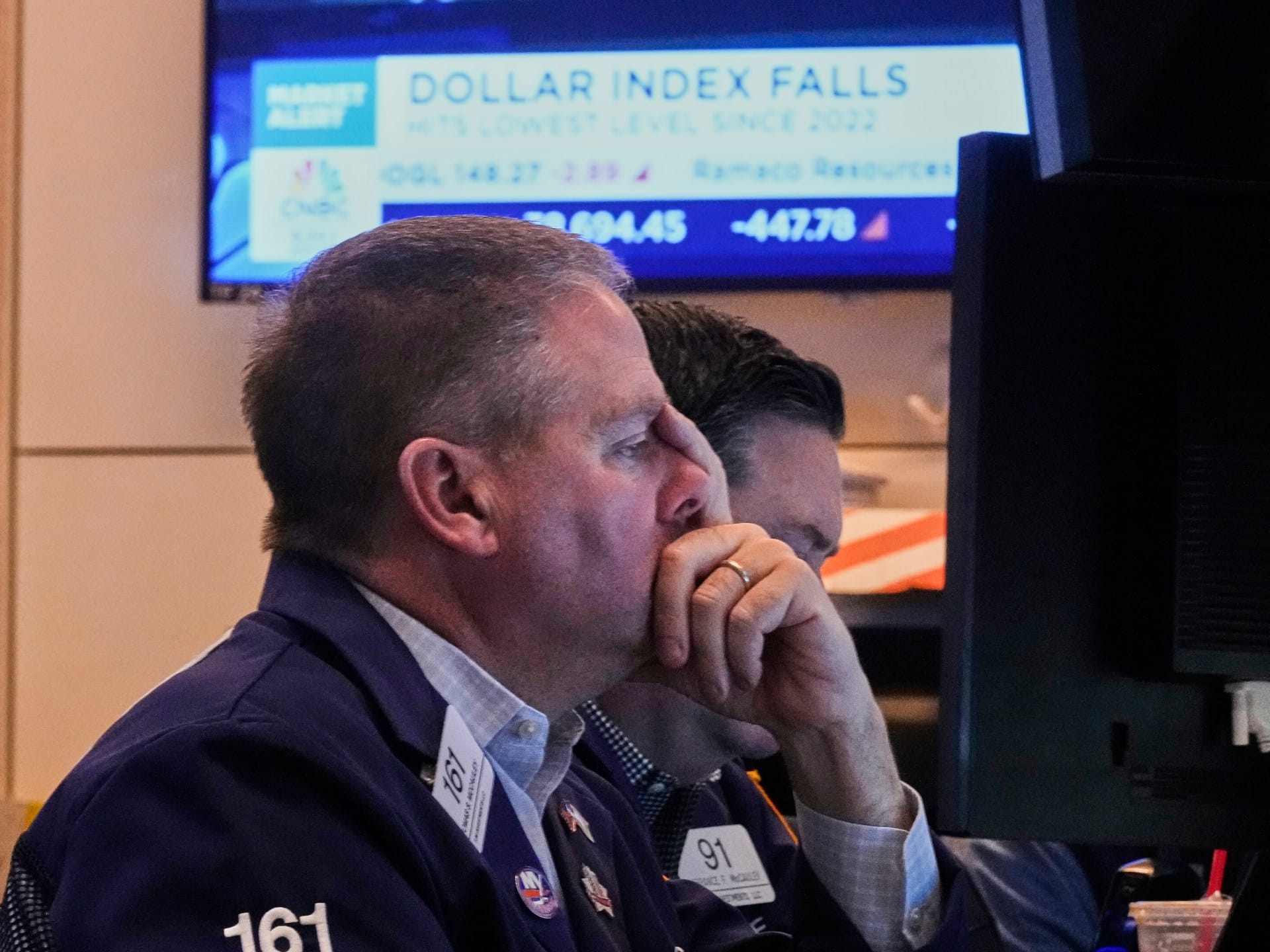 US stocks and dollar tumble as Trump renews attacks on Fed Chair Powell | Donald Trump News US stocks and dollar tumble as Trump renews attacks on Fed Chair Powell | Donald Trump News